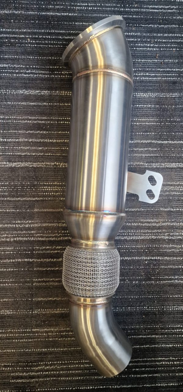 B58 Downpipe1 B58 Downpipe1